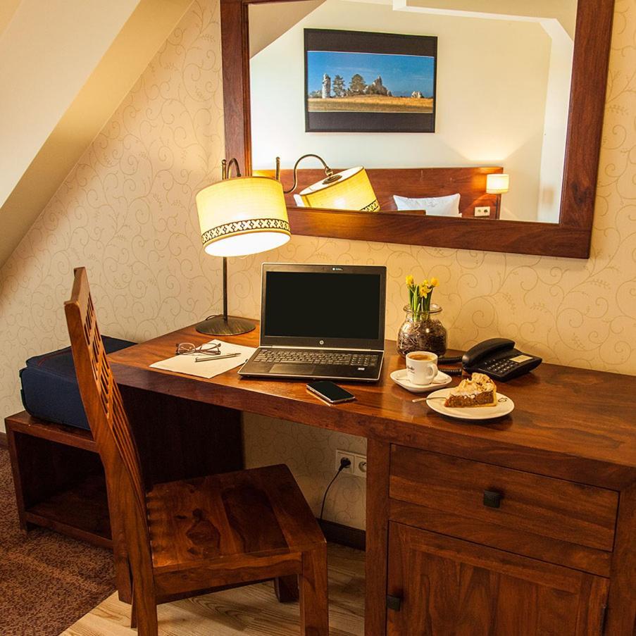 Chocholowy Dwor Hotel